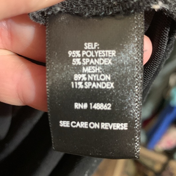 #418 size 6 Torrid scuba skater dress with corset back n pockets - very heavy - Picture 5 of 6